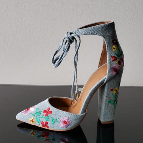 Ankle Strap Heels - Picture 1 of 2